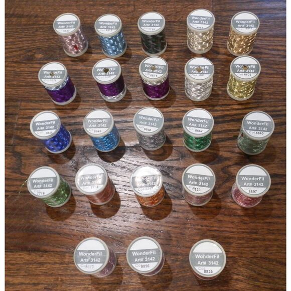 WonderFil Metallic Thread Art# 3142 150m Lot of 23 - Picture 2 of 3